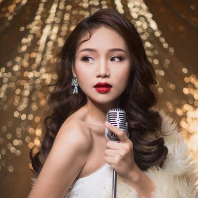 Sự ra mắt MV 'Cô ấy là ai?' của ca sĩ Phương Mai