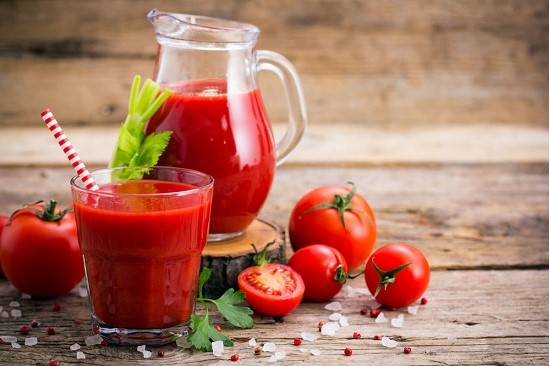 Nước ép cà chua chứa nhiều chất chống oxy hóa